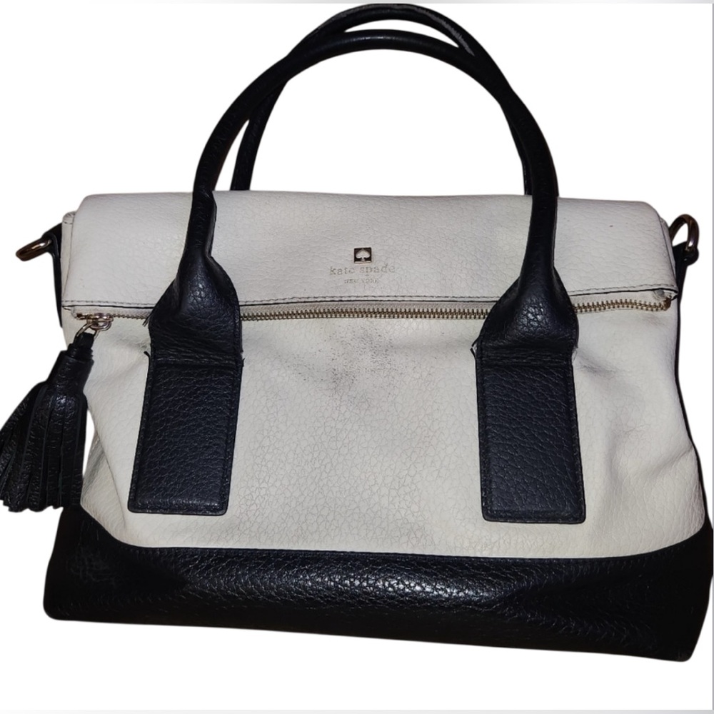 Kate Spade White & Black Carman Southport Avenue Fold-Over Tote Good Condition!!